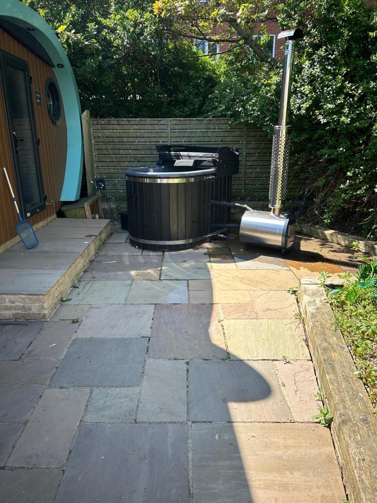 Elletson Park Wood Fired Hot Tubs, Caravans & Pods Pilling Exterior photo